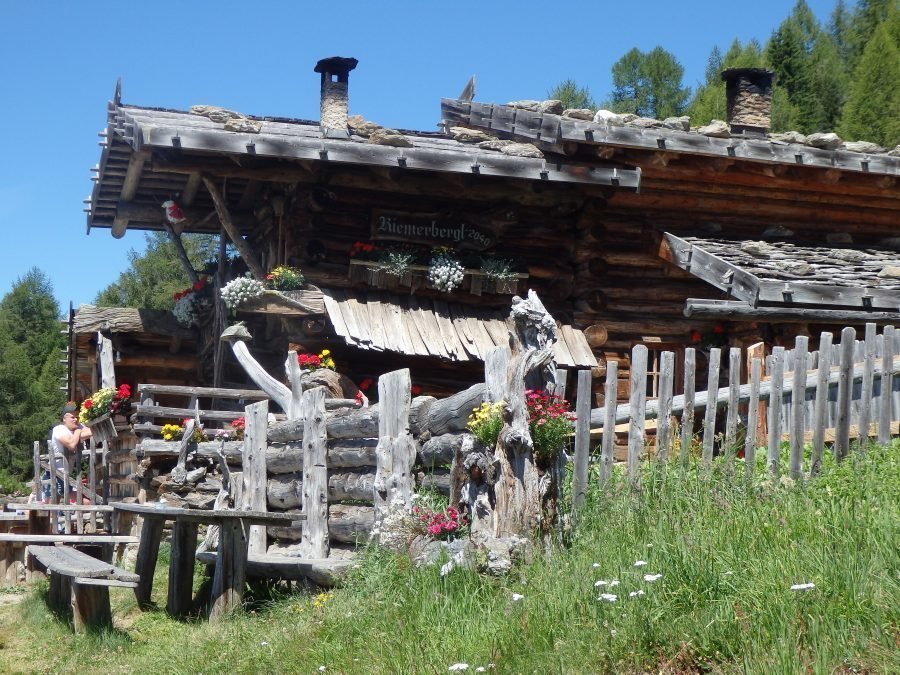 hike to the Ultental valley July 2022